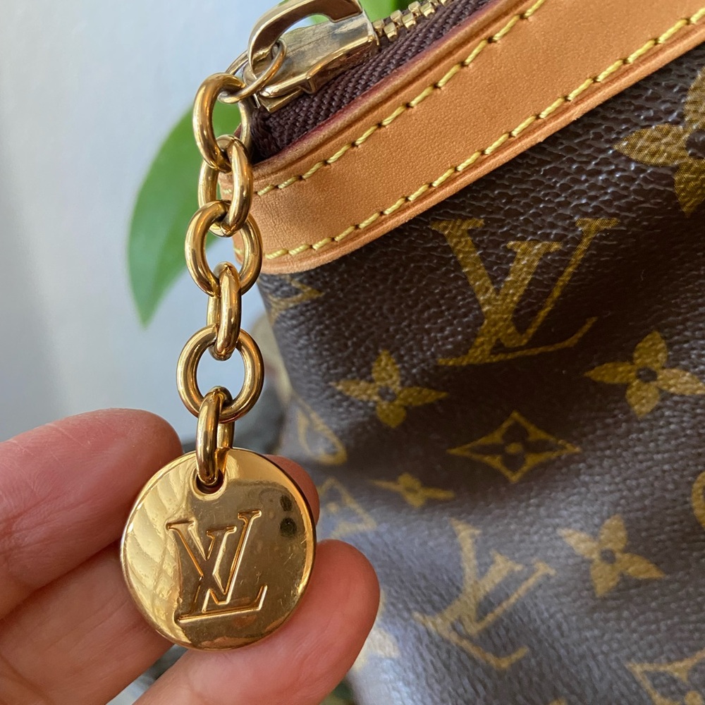 🎉Louis Vuitton 🎉Tivoli GM - Picture 6 of 16